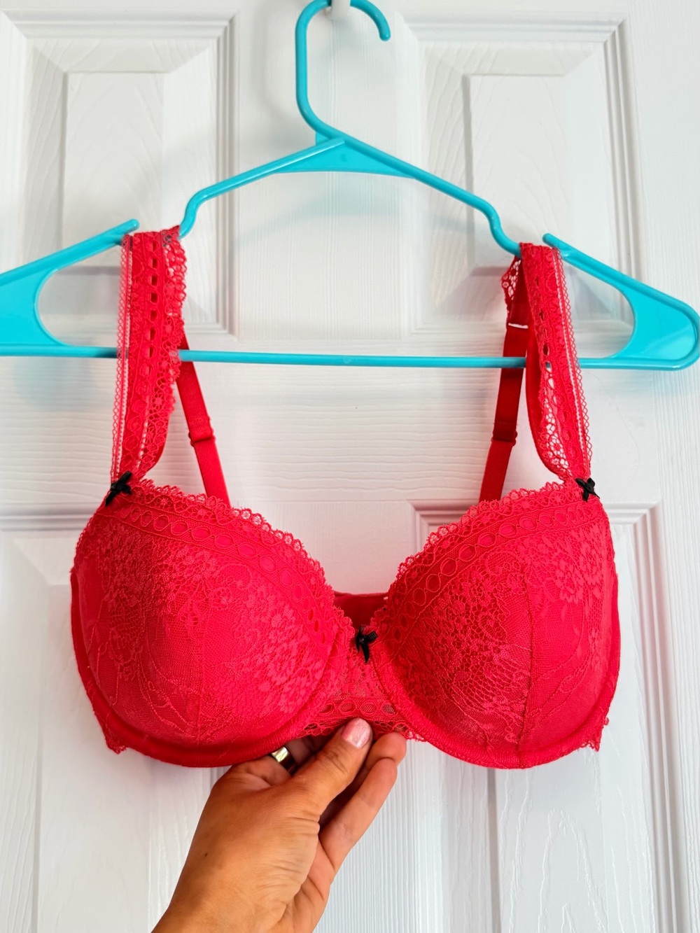 Lace Underwire Bra in Red - Women Intimates & Sleepwear